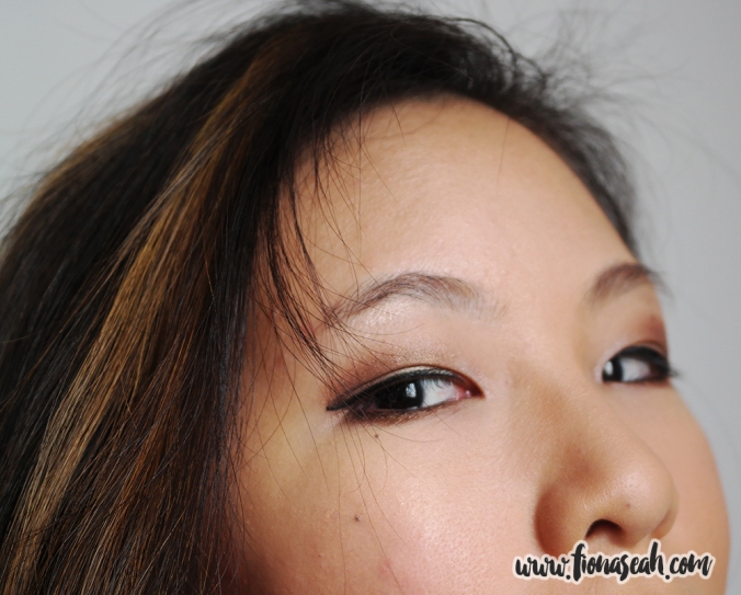 My natural brows, unfilled. I have rather sparse brows as they were once wrecked by an inexperienced beautician when I was in Chengdu. It took me nearly three years to regain some hair on both ends of my brows.